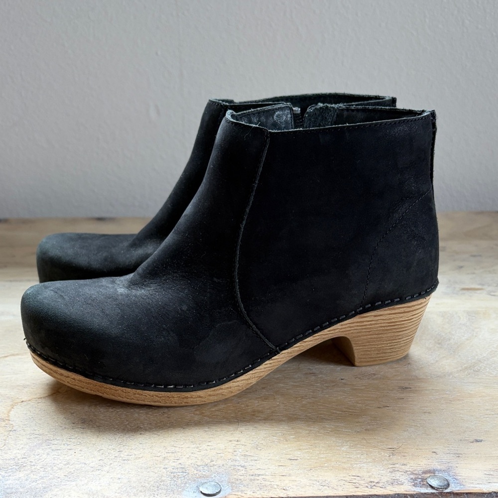 Black Dansko Boots